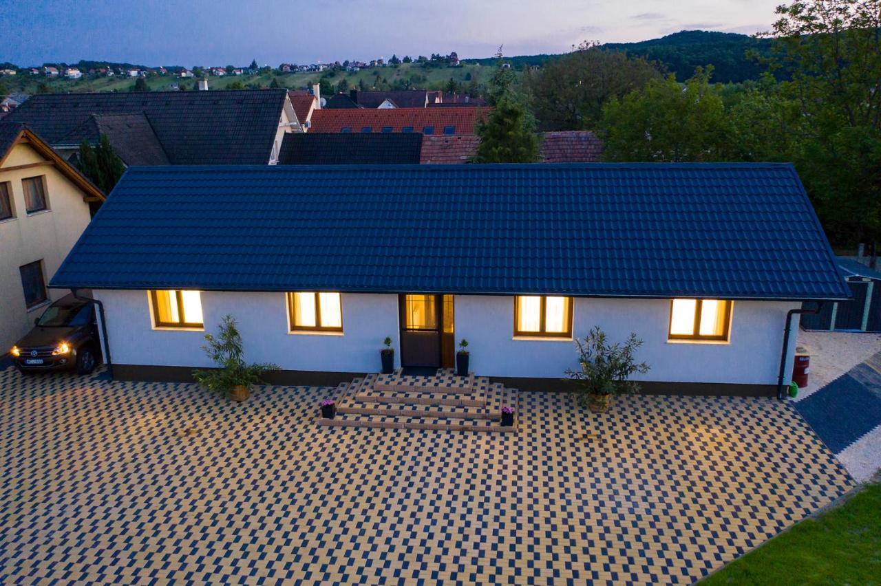 Bodzaház Apartman Tarján Zewnętrze zdjęcie